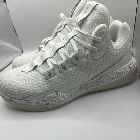 CROSSOVER CULTURE 10.5 - Picture 7 of 10